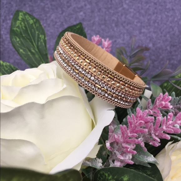 Jewelry - New Magnetic Clasp Bracelet Jewelry - New Magnetic Clasp Bracelet
